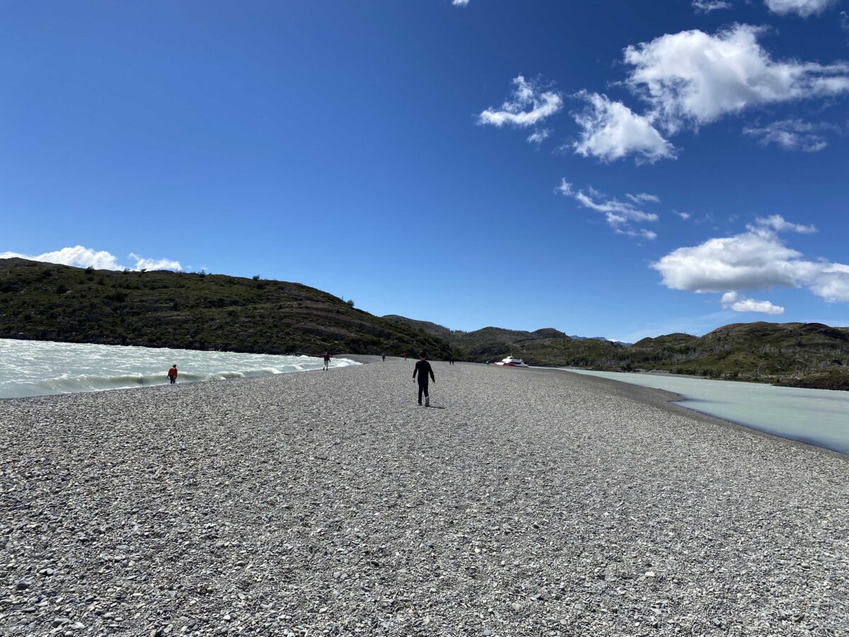 Lago Grey